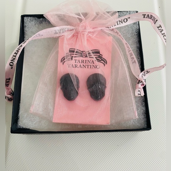 Skull earrings with Swarovski Crystals - Picture 3 of 3